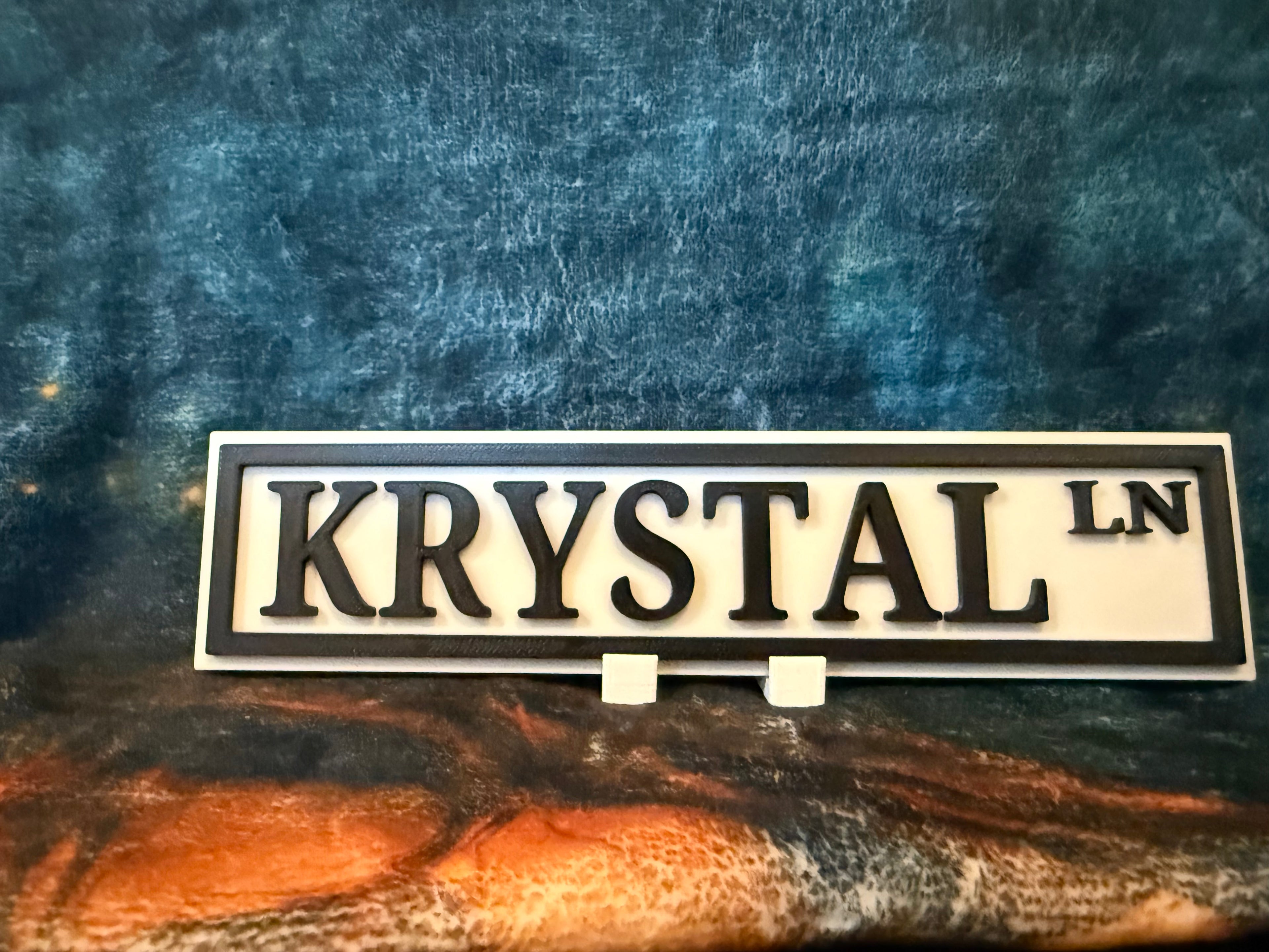 Medium Plaque Bookish Signs (Colors Random)