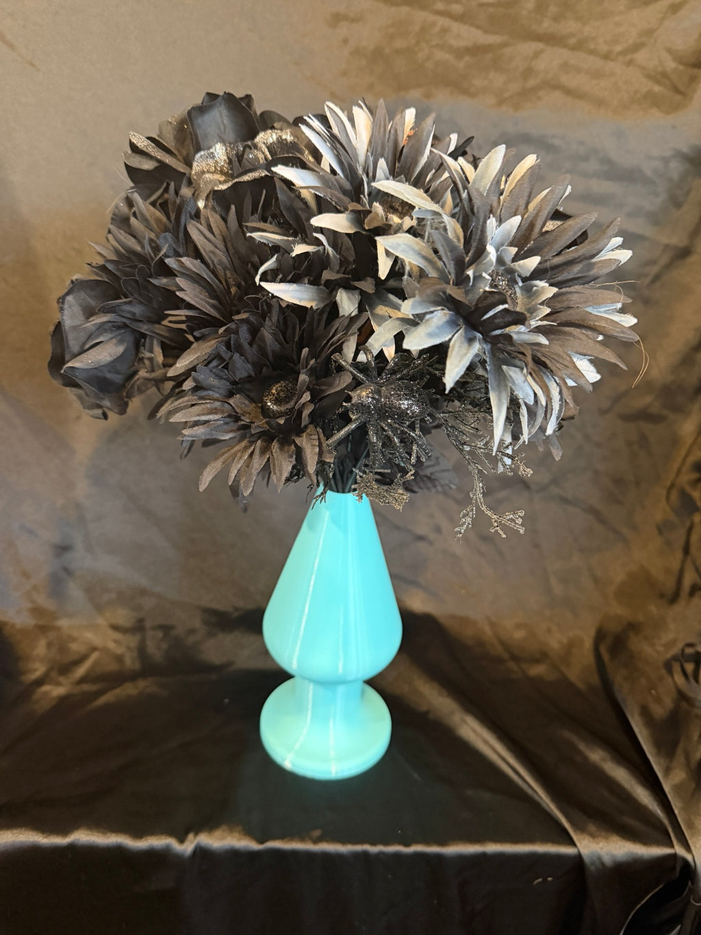 3D printed flower vase teal with floral arrangement close view
