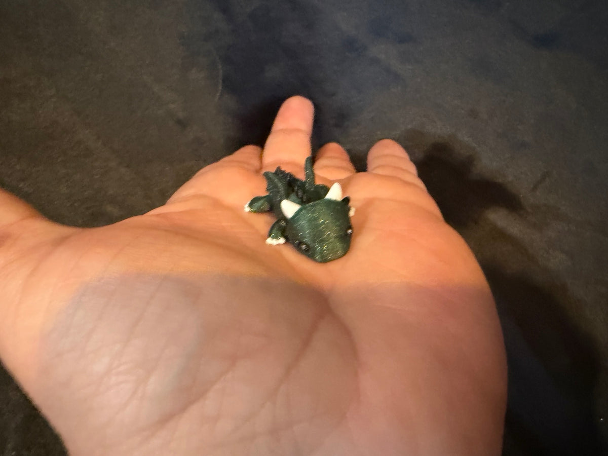 Mini 3D printed dragon fidget front view