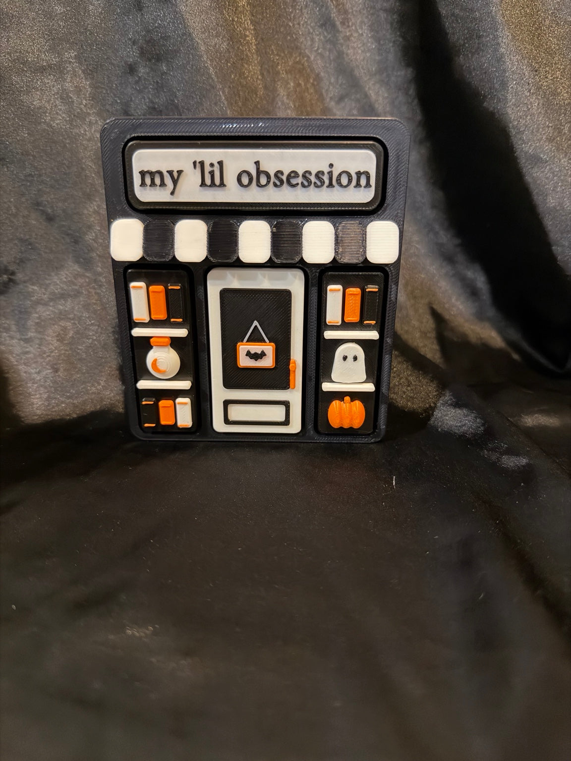 My Lil Obsession Halloween bookstore 3D clicker front